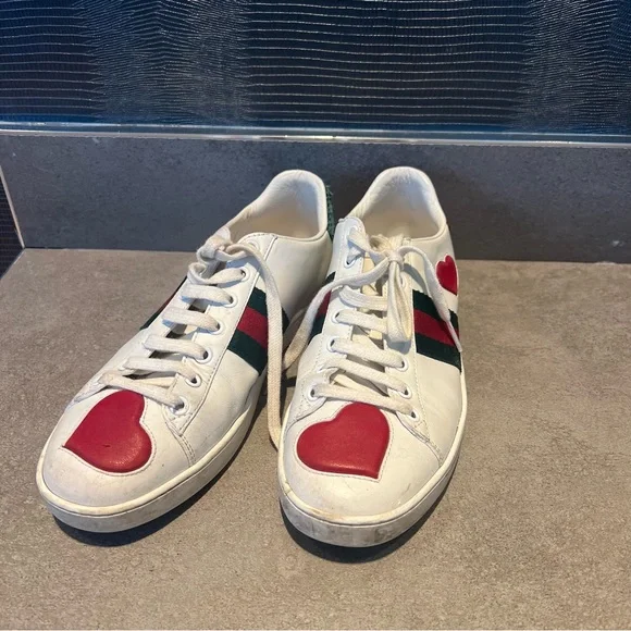 Very worn gucci sneakers - Picture 3 of 5